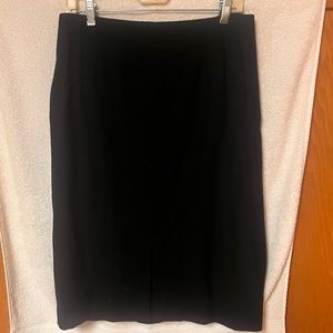 Black wool straight skirt by Louben for Laura Petites sz M